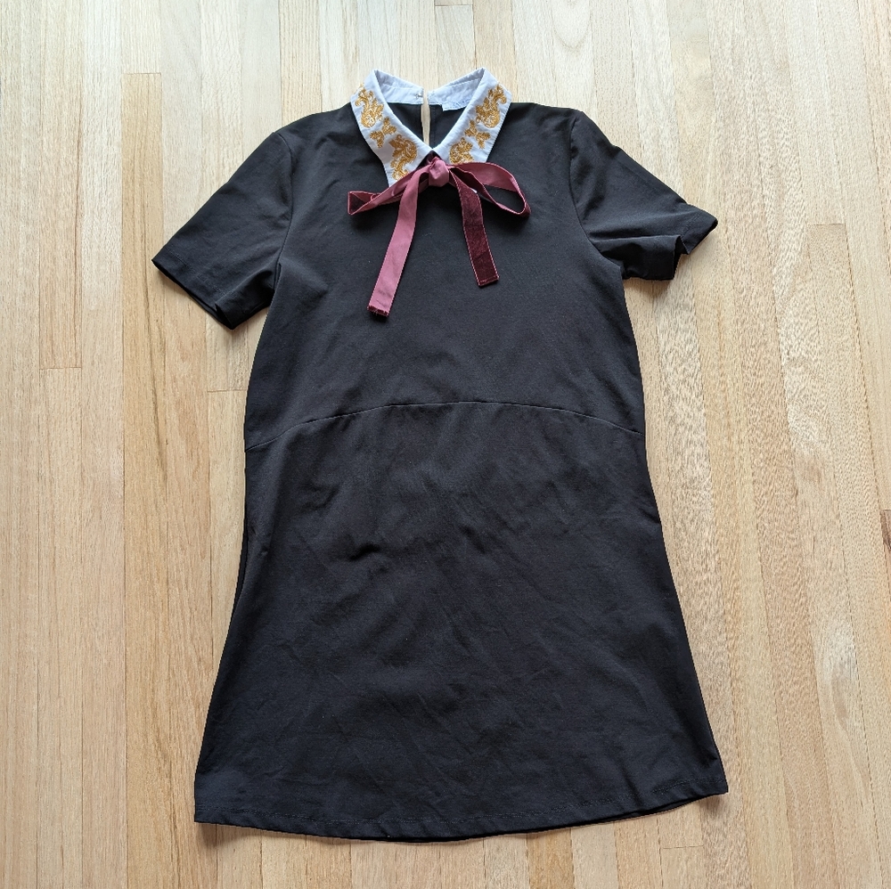 Zara Short-Sleeved T-shirt Dress With Embroidered Collar And Bow (Size Large)
